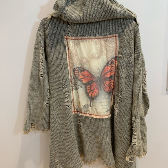 The New Vintage Butterfly Cardigan - Picture 1 of 2